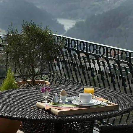 Casa Altamira 3*
