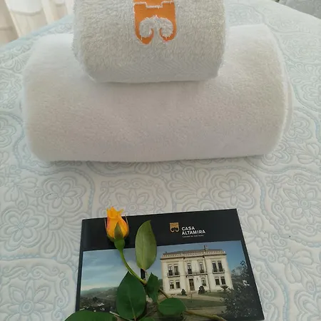 Casa Altamira Pensión 3*